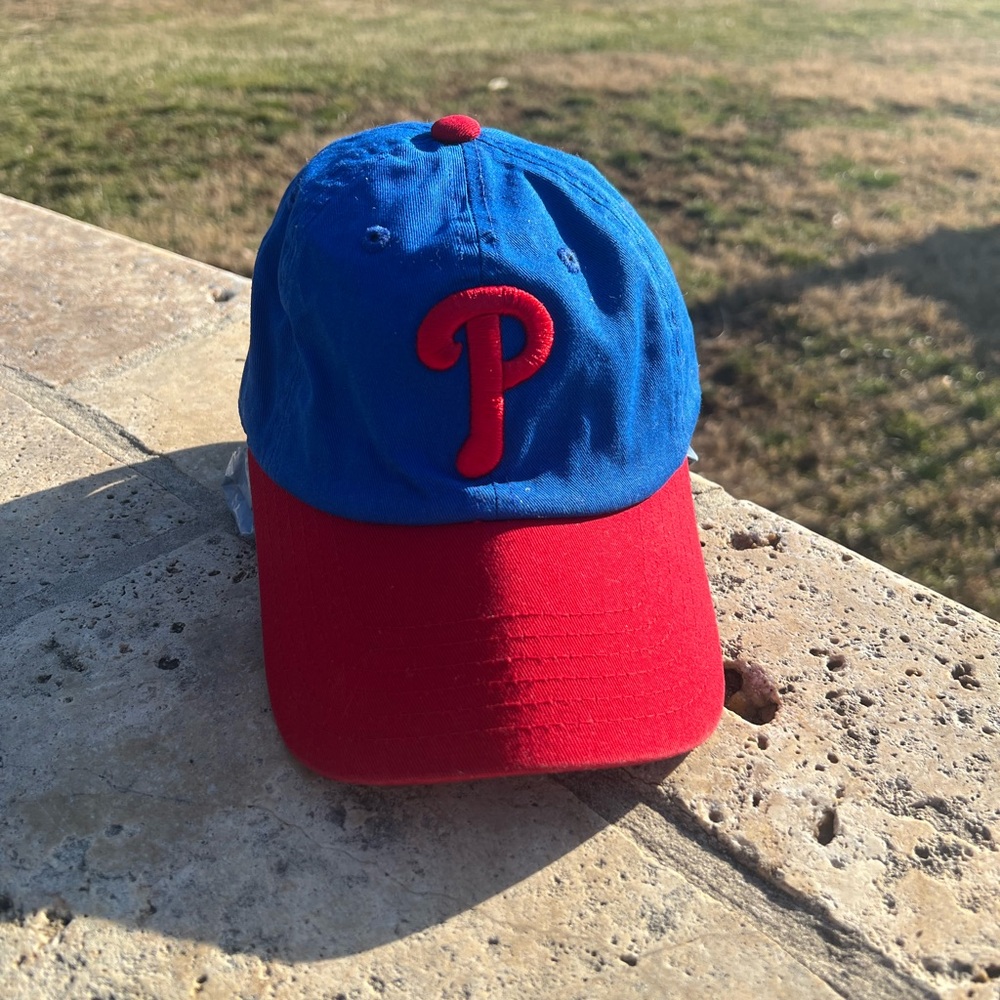 Kids UNISEX MLB Philadelphia Phillies Baseball American Needle Blue and Red Cap